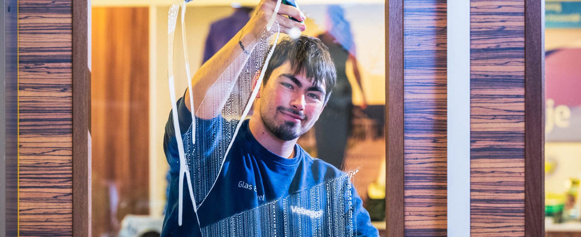 VEBEGO Glas Web 25 (1)